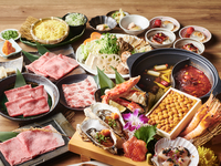 推荐SAKURA套餐（豪华海鲜拼盘，新鲜海胆，松阪牛，白老牛，黑猪肉等的火锅）