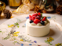 窓側席確約【Pre Xmas ディナーコース】＋グラスシャンパン&ホールケーキ付（12/12~18日限定販売）