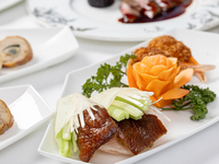 2025年11月16日～2026年1月15日期間限定　特別コース　【ランチ＆ディナー要予約】