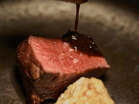 【CADRAN X'mas Special Dinner Course 】聖夜を彩るシェフ渾身の全7品（乾杯シャンパーニュ付）