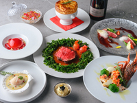  [December 8th (Mon) - 25th (Thu) King Christmas Special Course + Toast with Champagne] Premium Course "King" Christmas Limited Menu + Supreme Champagne / Message Plate for Special Occasions