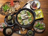 2時間→3時間飲み放題に延長【松：旬彩コース】旬食材のおばん菜盛り、名古屋めし、季節の土鍋ごなど飯贅沢に楽しむ！！接待など忘年会などに！