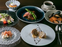 【12月限定】 ソムリエ厳選乾杯グラススパークリングワイン付きスペシャルコース