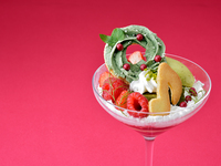 12月/クリスマスパフェ