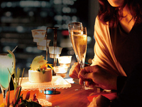 圣诞晚餐套餐 10,000 日元（含税 11,000 日元）