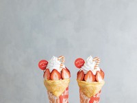 いちごサンタクレープ