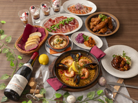 〜Spanishコース〜　特選牛の煮込み×オリジナルタパス×ミックスパエリアなど全8品〈2h飲み放題付き〉