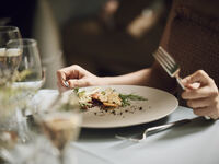 【LUNCH｜平日】お好きなドリンク1杯 + シーズナルランチ 全6品 <13:30以降予約限定>