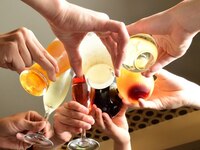 平日【時間無制限】牛ステーキ食べ放題付きディナービュッフェ＋100種類のアルコール飲み放題