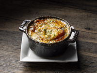 【12/24，25限定】前菜、スープ、メイン、デザートからなるクリスマスランチコース