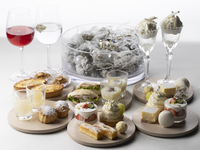 [Weekday Special Regular Seat (View Charge Included)]“White Pearl” Christmas AfterMOON Tea