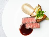 【年末年始Dîner B×ホール席】メインは国産牛ロース肉の全5品コース