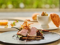 〈県民の日限定10%off・個室確約〉3hカフェフリー付き＊紅葉鯛のマリネや深谷ネギのパイ包みスープ、北海道産ポークロースのローストを味わうランチ全4品(平日限定)