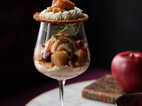 Seasonal Parfait/Apple Parfait (Bar Time)