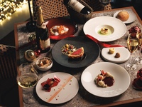 【Xmas2025】Dinner｜ クリスマスディナー6皿コース＋ハーフボトル付き＋窓際席確約