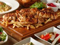 12/1～《DEN表参道の師走カジュアルカジュアルプラン‼》季節の前菜3種や料理長お勧めお肉料理など全5品【2時間飲み放題付き】お一人様5,000円