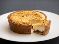 タルト・オ・フロマージュ(ラム・レザン)