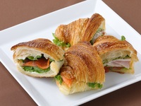 Croissant sandwich
