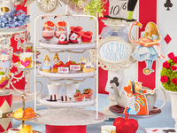 【カフェフリー】アリスのストロベリーアフタヌーンティー（土日祝）