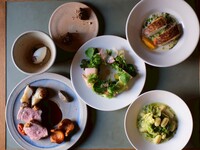 계절의 쉐어 코스 6품 ◆ 캐주얼에 플래터 요리 <디저트는 메시지 플레이트에도 변경 가능>