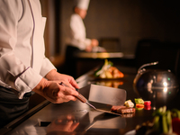 ◇A taste of wonder, a blissful time◇ Tasting course of live lobster and specially selected Japanese black beef (lunch available)