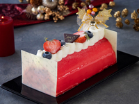 【デリバリー専用メニュー】　ブッシュ ド ノエル～ベリーフロマージュ～　(約8cm×17cm)