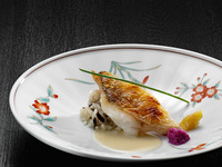 冬の特別昼懐石｜甘鯛の鱗焼きと厳選牛ヒレステーキ100g