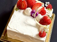 【テイクアウト】苺とチーズのショートケーキ