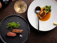 Anniversary Pair Dinner (Okinawa Black Wagyu Beef Course (for 2 people)) *Reservations required 2 days in advance
