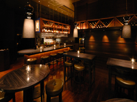 【11月限定！1000円off♪】◆バーフロアb&r貸切プラン◆2時間飲み放題＋ビュッフェ料理7品 5,000円（税込）