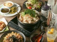 [Standard Course] {No.1 in popularity! Our famous motsunabe (offal hotpot) with ★Premium all-you-can-drink★! Recommended for year-end and New Year's parties}