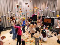 歌とリズム遊びのファミリーコンサート