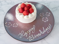 1F Whole Cake No. 4 (Fresh Cream)