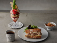 Minestrone and homemade ham baguette sandwich with Parfait Bambi 【¥3,900 (tax excluded)】