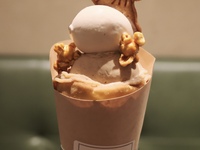 モンブランのクレープとお好きなドリンクのセット