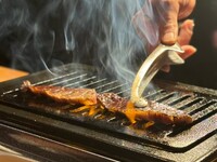 【スタッフが焼き上げる焼肉で特別な夜を】クリスマスコース