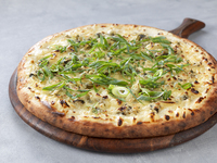 [Single item] Daiginjo and Kyoto Suguki Pickled Cream Pizza (12/1~1/18)