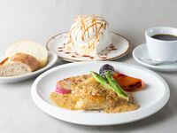 【平日限定・ランチアニバーサリープラン】〜メイン＋デザート＋CAFE～人気のエンゼルフードケーキでお祝いのメッセージプレートサービス！