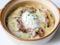 クリスマス特別ランチ　博多地鶏の白い焼きカレー