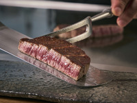 Web Exclusive [Sho Hou] A short course of six dishes including a platter of three appetizers and the chef's recommended Japanese Black Beef