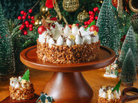 WHOLE - Eggnog Cake 