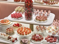 [Weekday Only] Strawberry Buffet ~Strawesome Festival!~ (Adults)