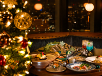 【ベストレートプラン】2025Xmas course+乾杯ドリンク+テーブル席(18:00or20:30スタート限定)¥22,000→税サ込¥19,800