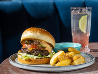 [Lunch] Prix Fixe Lunch: Set menu with choice of burger or tacos + choice of two drinks