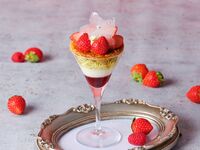 【オプションメニュー】フレッシュいちごのミルフィーユパフェ《ミニサイズ》