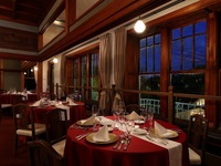 【Xmas2025｜ムニュ・ノエル| 鳳凰の間】甘鯛の鱗焼き、黒毛和牛フィレなど豪華8品