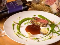 [Xmas 2025] Christmas lunch course featuring domestic beef and winter delicacies + drink buffet (dining seats only)