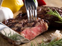 くまもとあか牛リブロースステーキ250g
