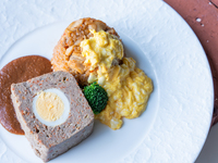 クリスマス特別ランチ　ミートローフ