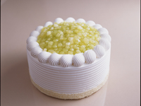 8号（24cm）スーパーメロンショートケーキ￥29,160（税込）